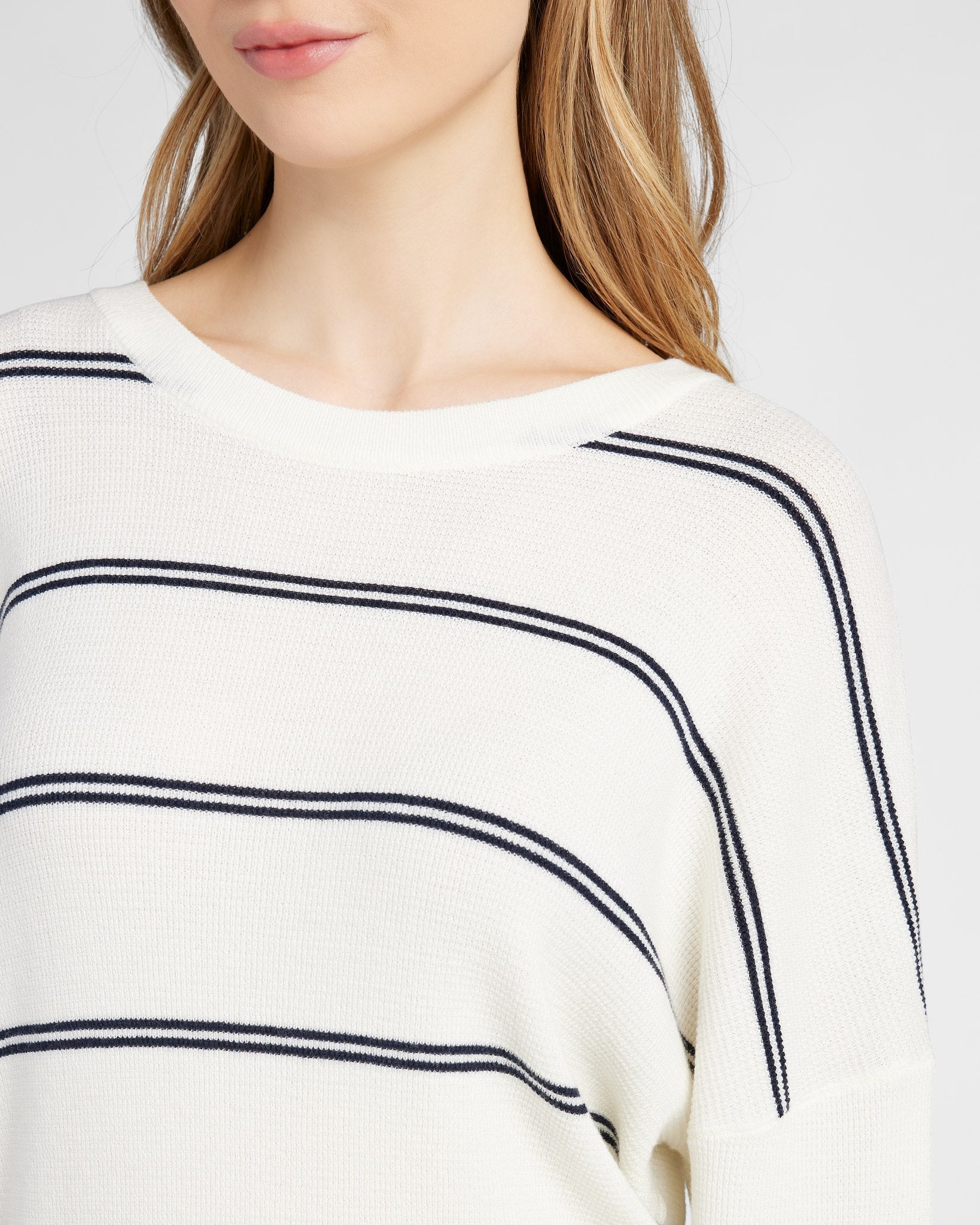 Ivory/Navy $|& SEAS Crew Neck Stripe Long Sleeve - SOF Detail