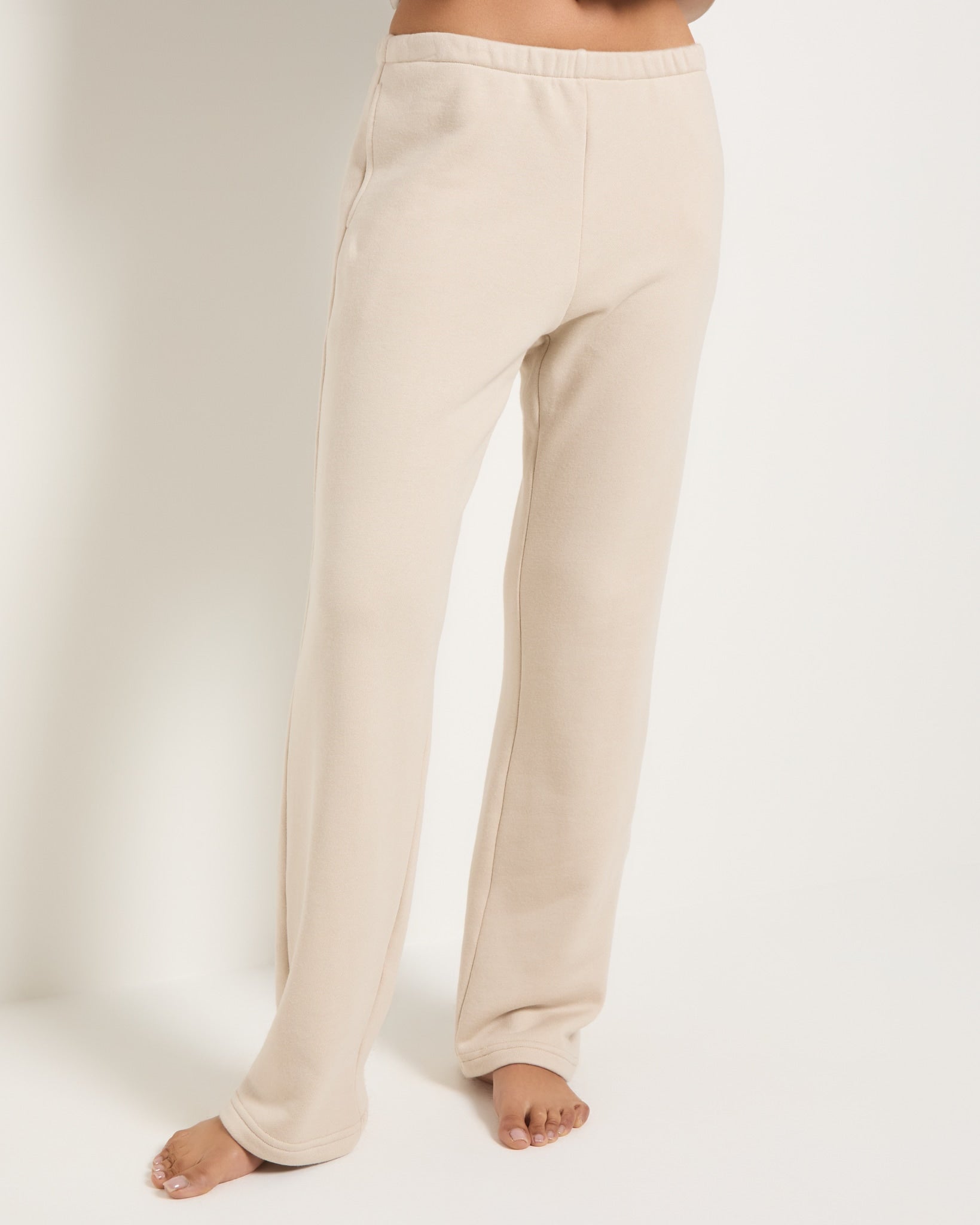 Birch $|& SEAS The Everything Straight Leg Sweatpant - SOF Front