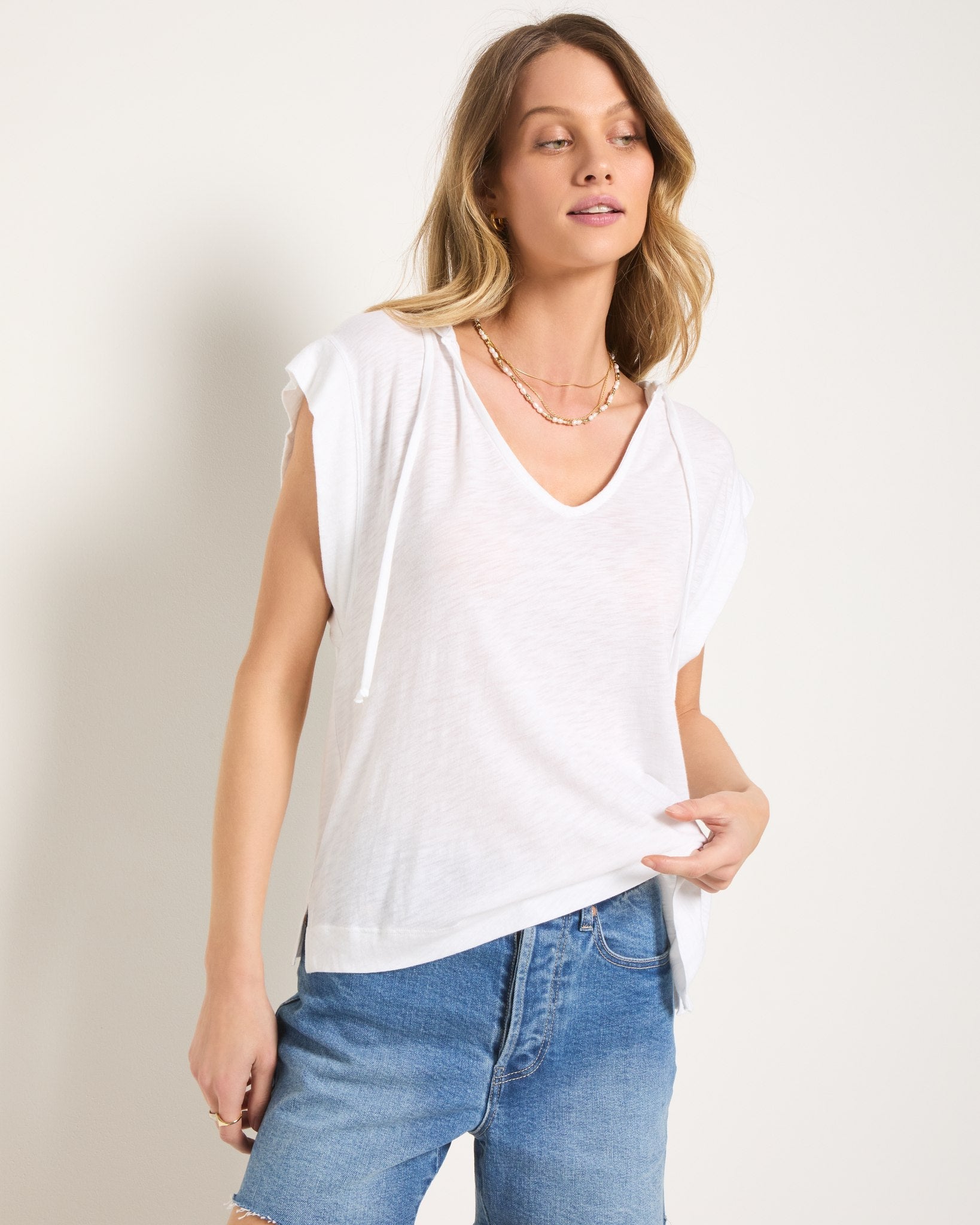 White $|& SEAS Seastone Hooded Tee - SOF Front