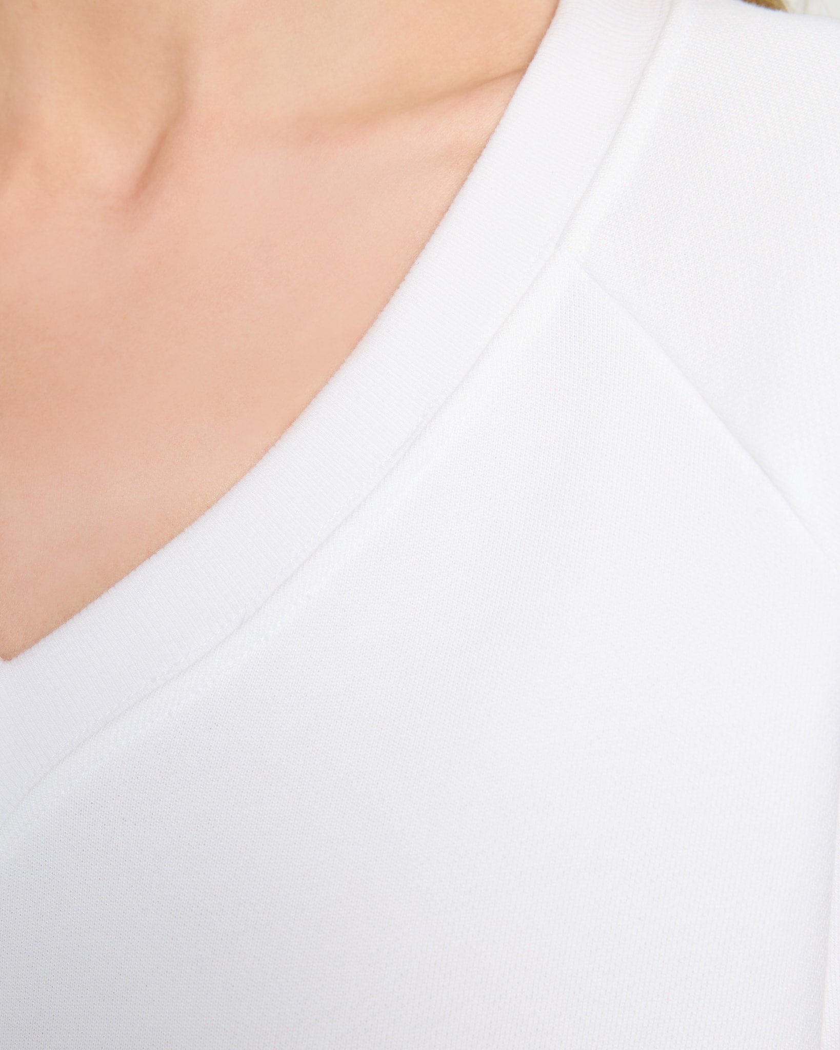 White $|& SEAS Breaker V-Neck Sweatshirt - SOF Full Front