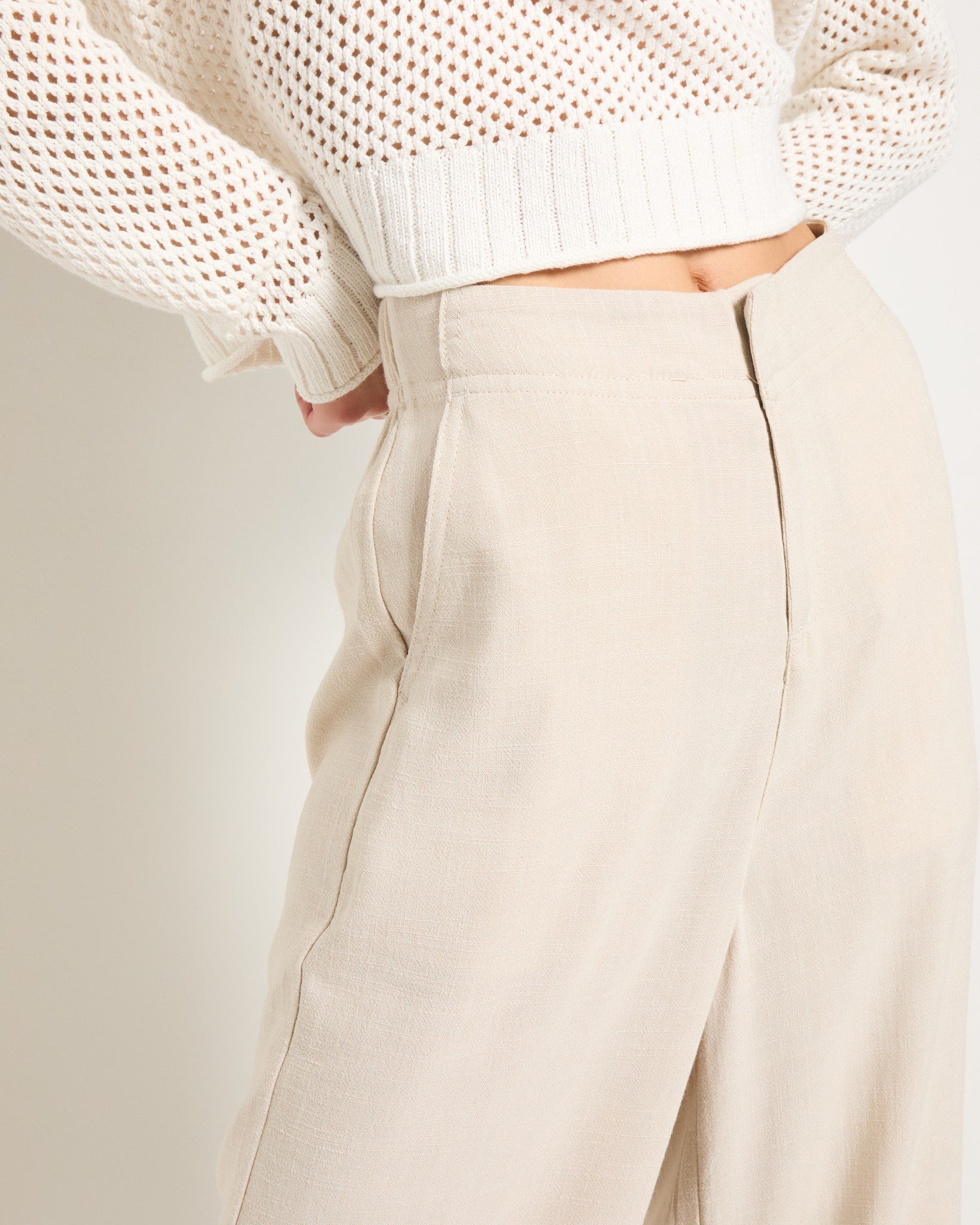 Birch $|& SEAS Palomar Linen Blend Crop Pant - SOF Full Front