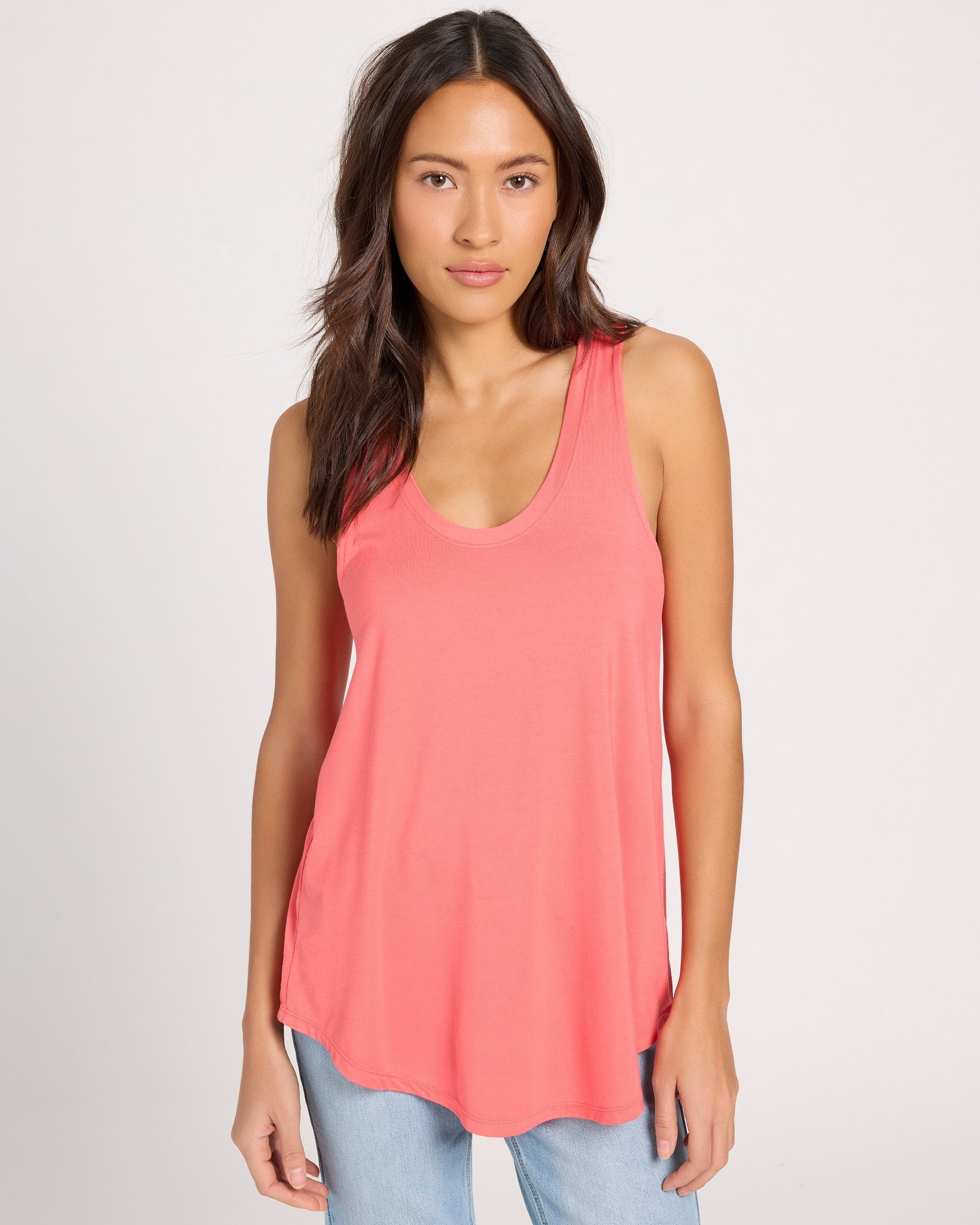 Coral $|& SEAS Surfside Scoop Tank - SOF Front