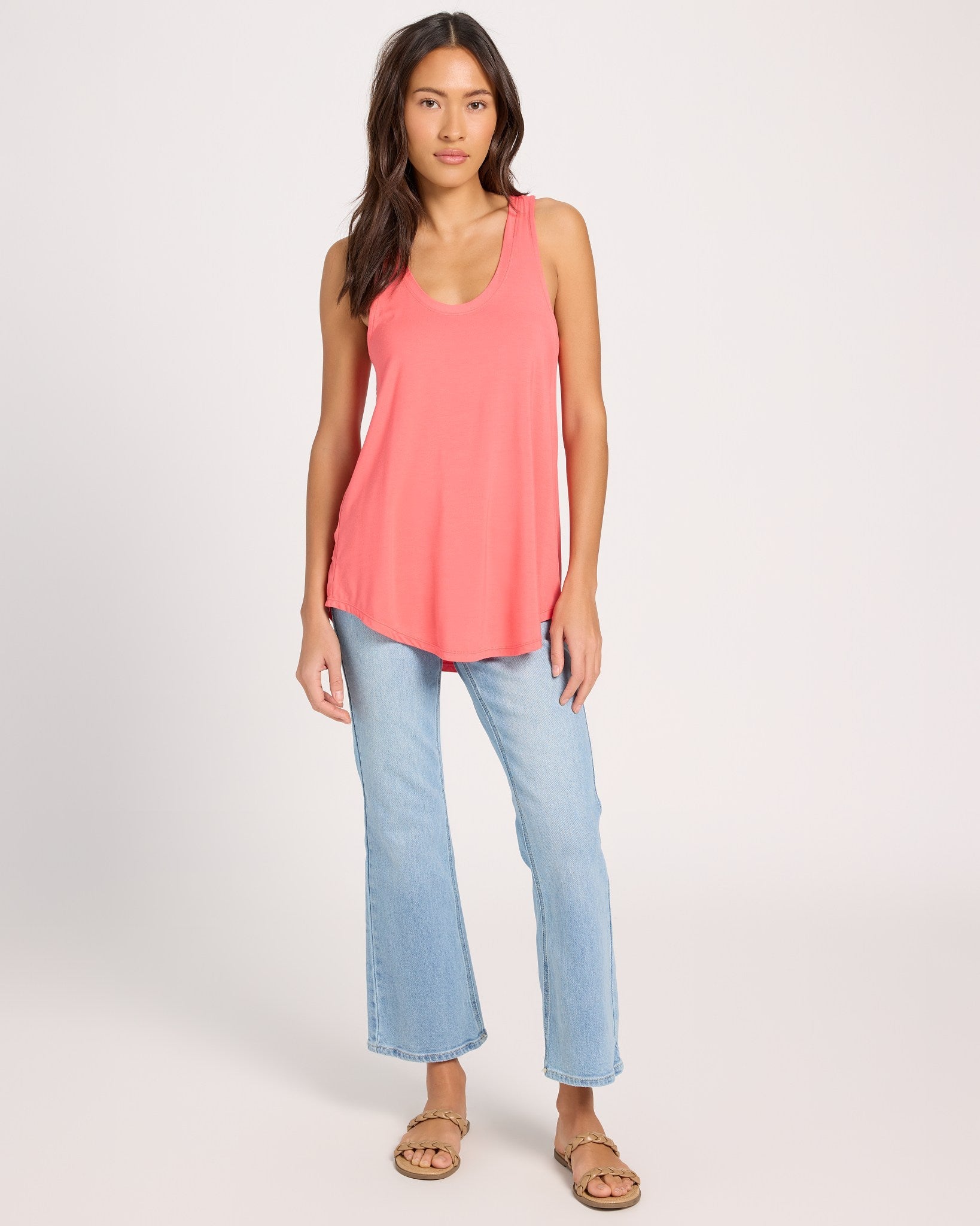 Coral $|& SEAS Surfside Scoop Tank - UGC On Fig