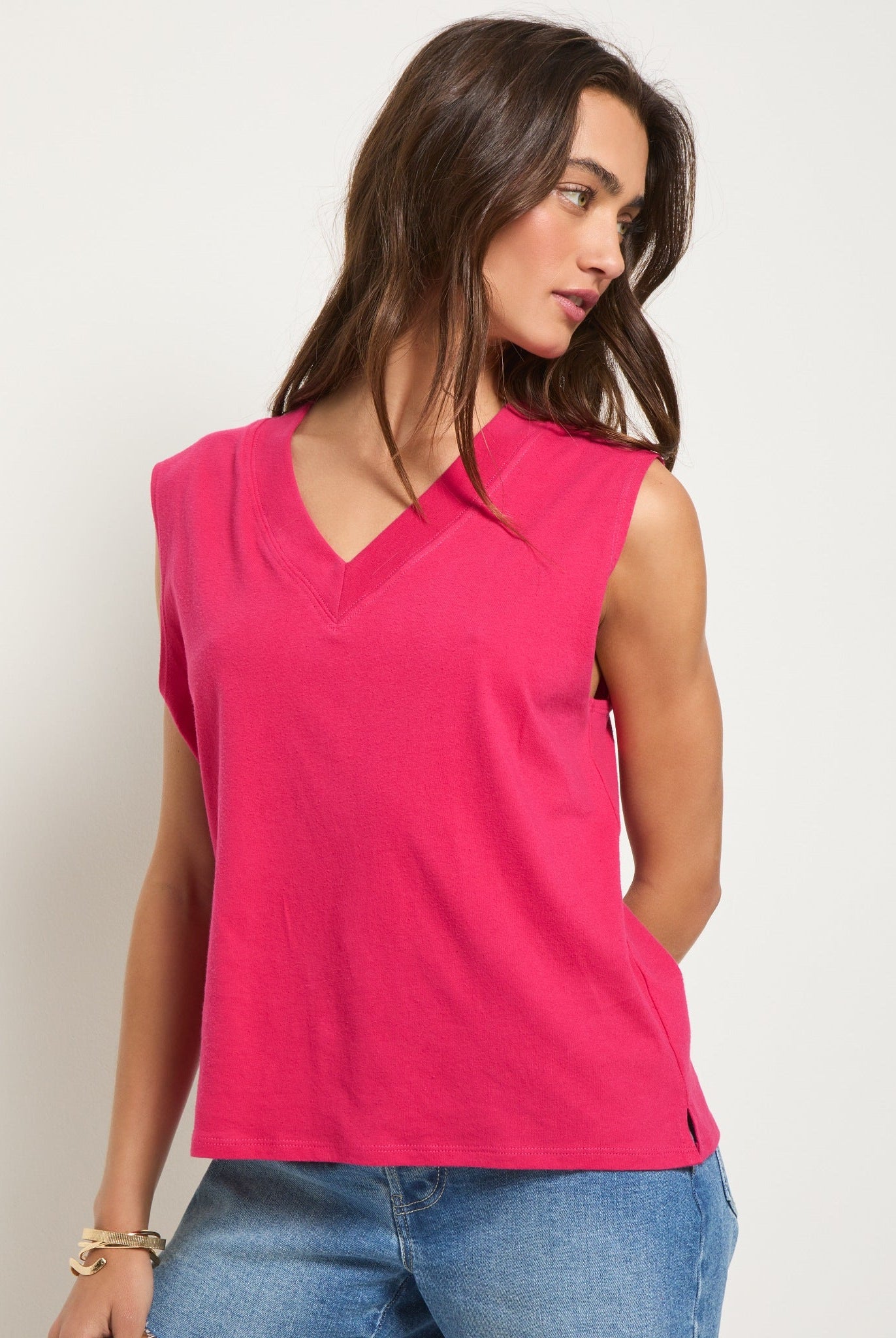 Magenta $|& SEAS Sol V-Neck Tank - SOF Front
