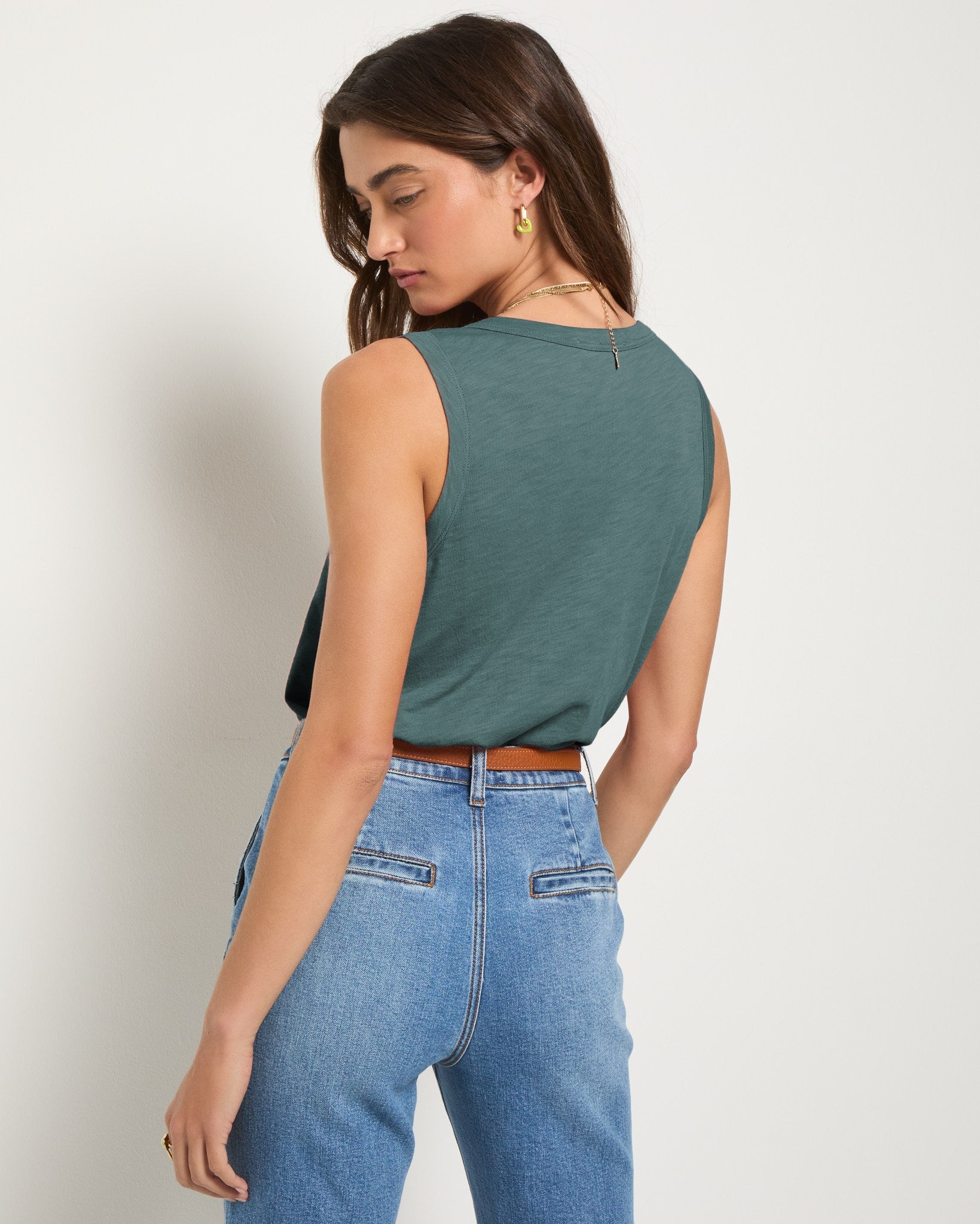 Lagoon $|& SEAS Seabird Muscle Tank - SOF Back