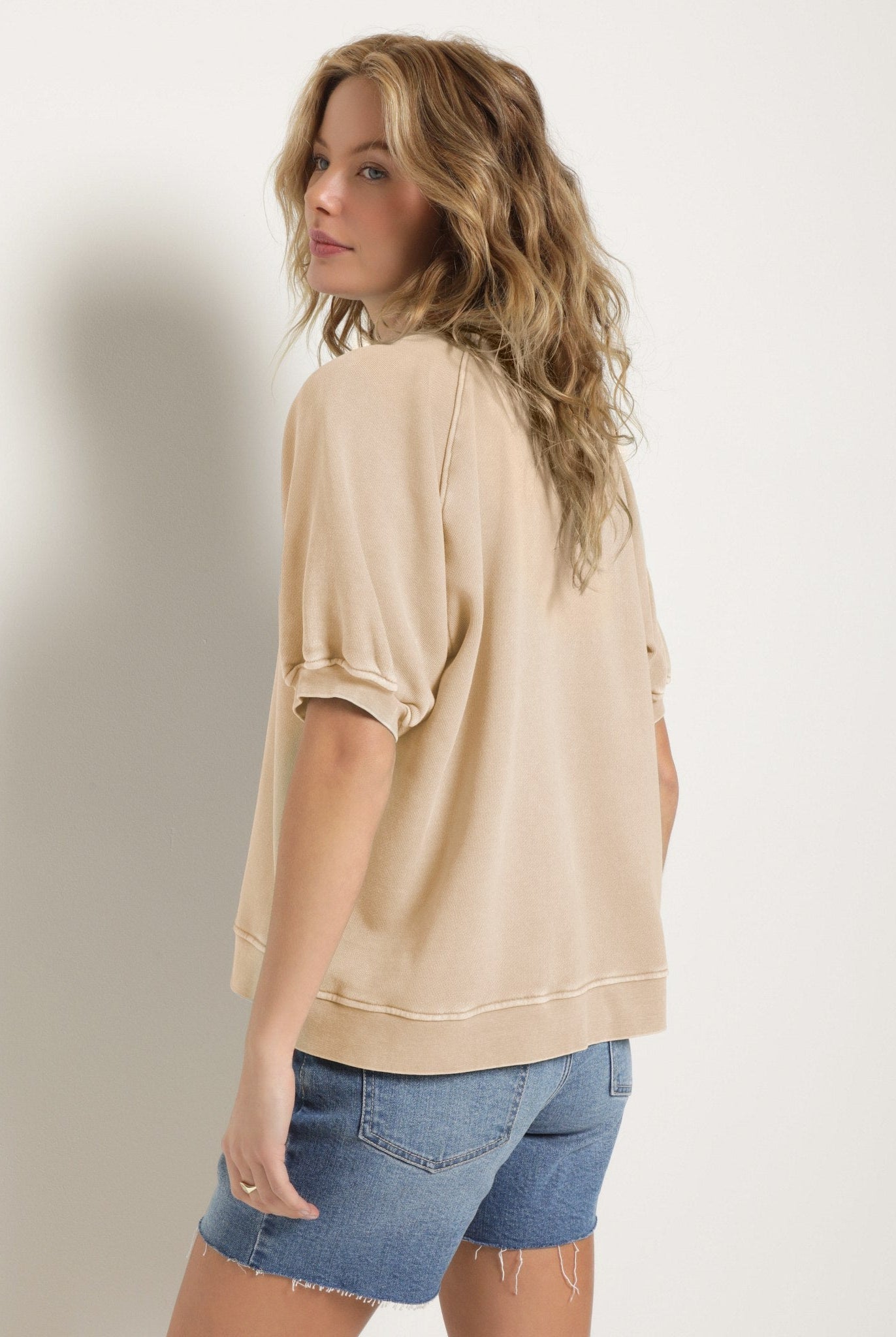 Birch $|& SEAS Sundeck Short Sleeve Sweatshirt - SOF Back