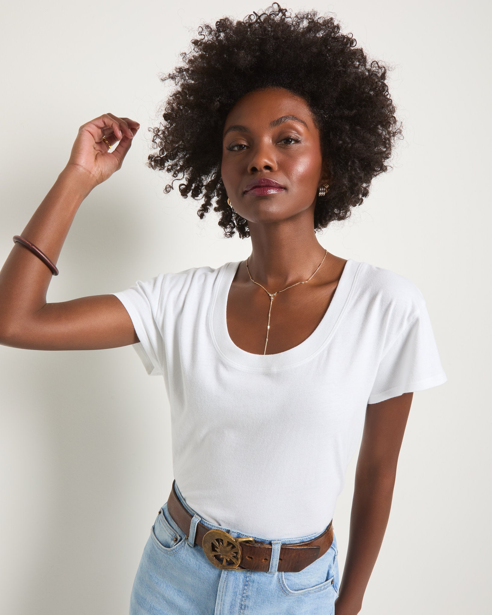 White $|& SEAS Beachside Scoop Neck Tee - SOF Front