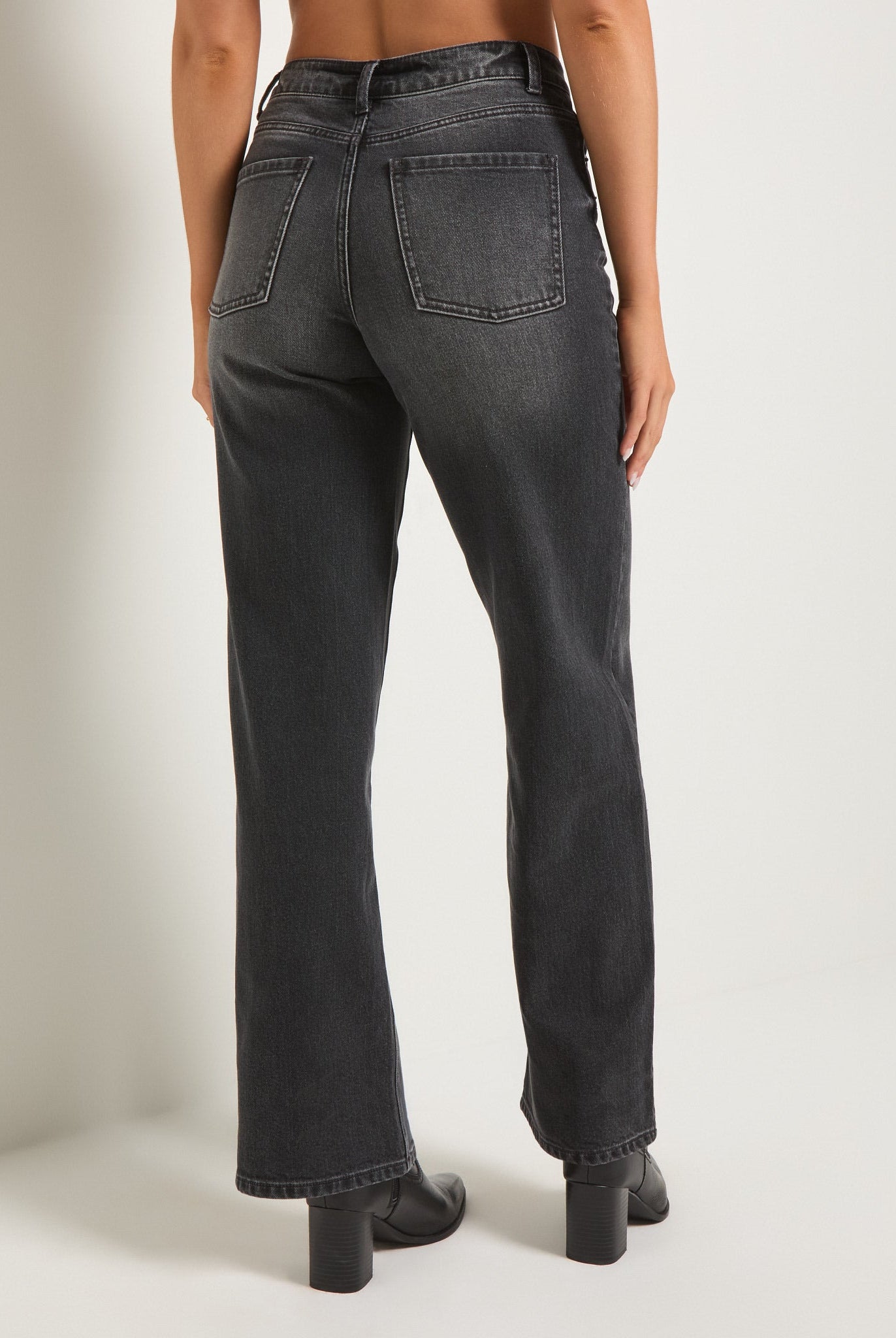 Midnight $|& SEAS Saltwater Wide Leg Jean - SOF Back