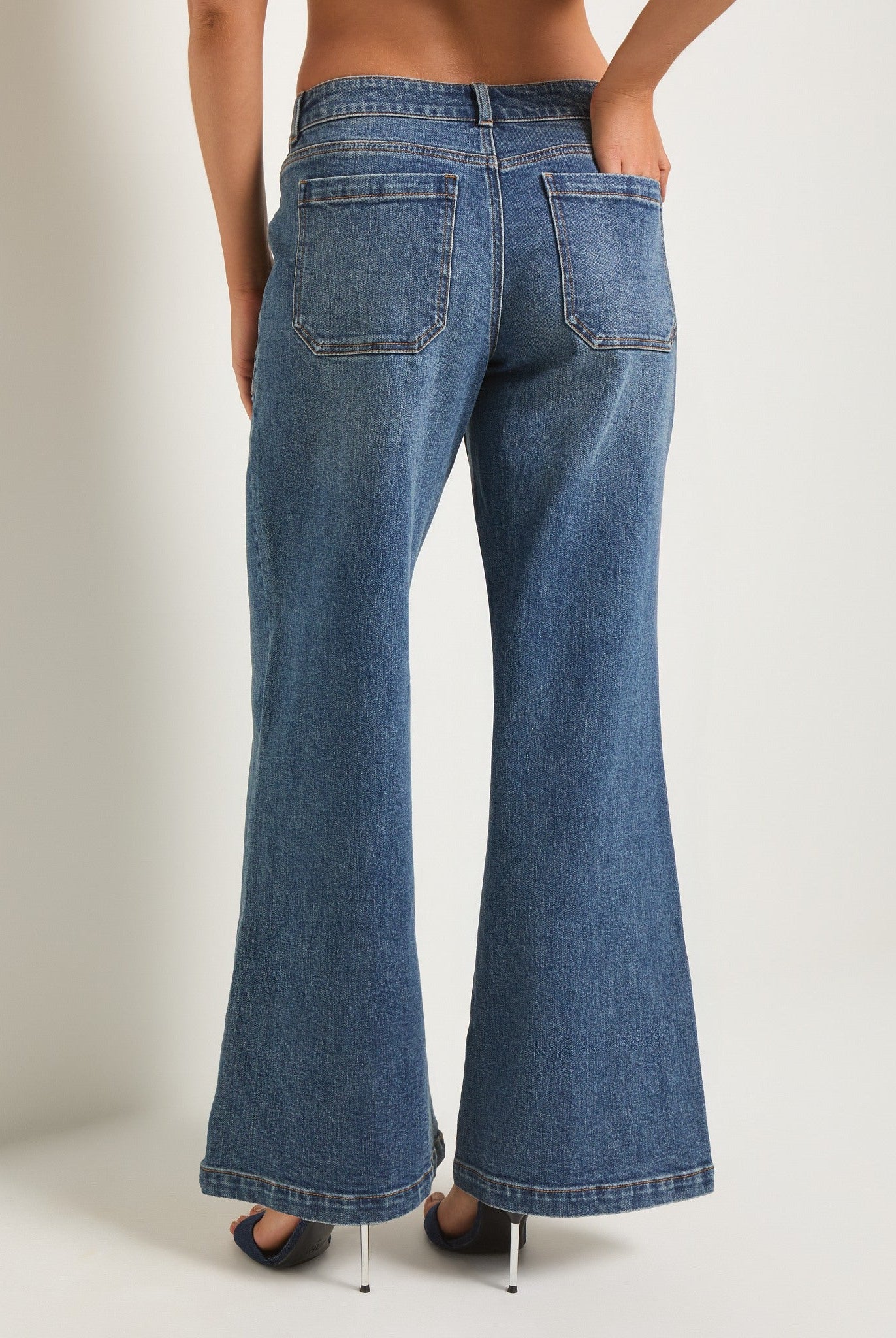 Storm $|& SEAS Nomad Flare Jean - SOF Back