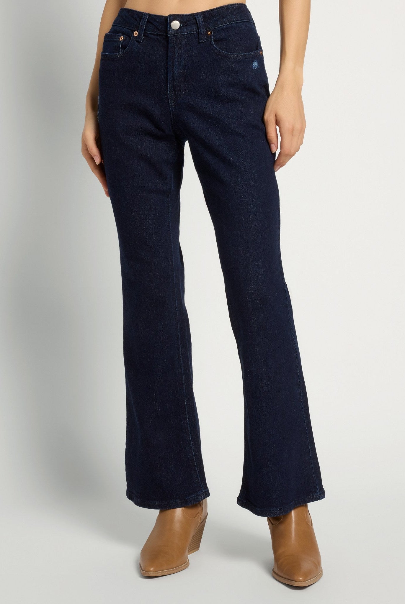 Low Tide $|& SEAS Skyline Bootcut Jean - SOF Front