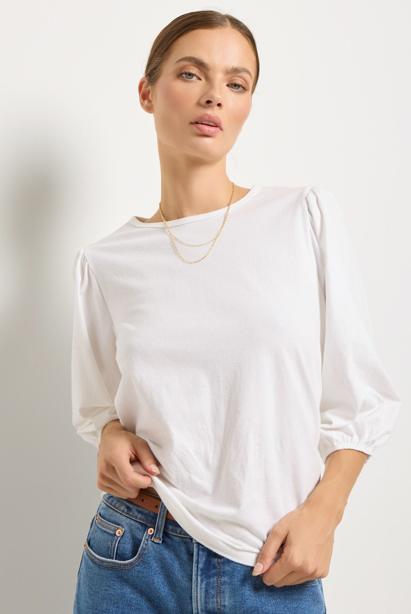 White $|& SEAS Orchid Peasant Sleeve Top - VOF Front