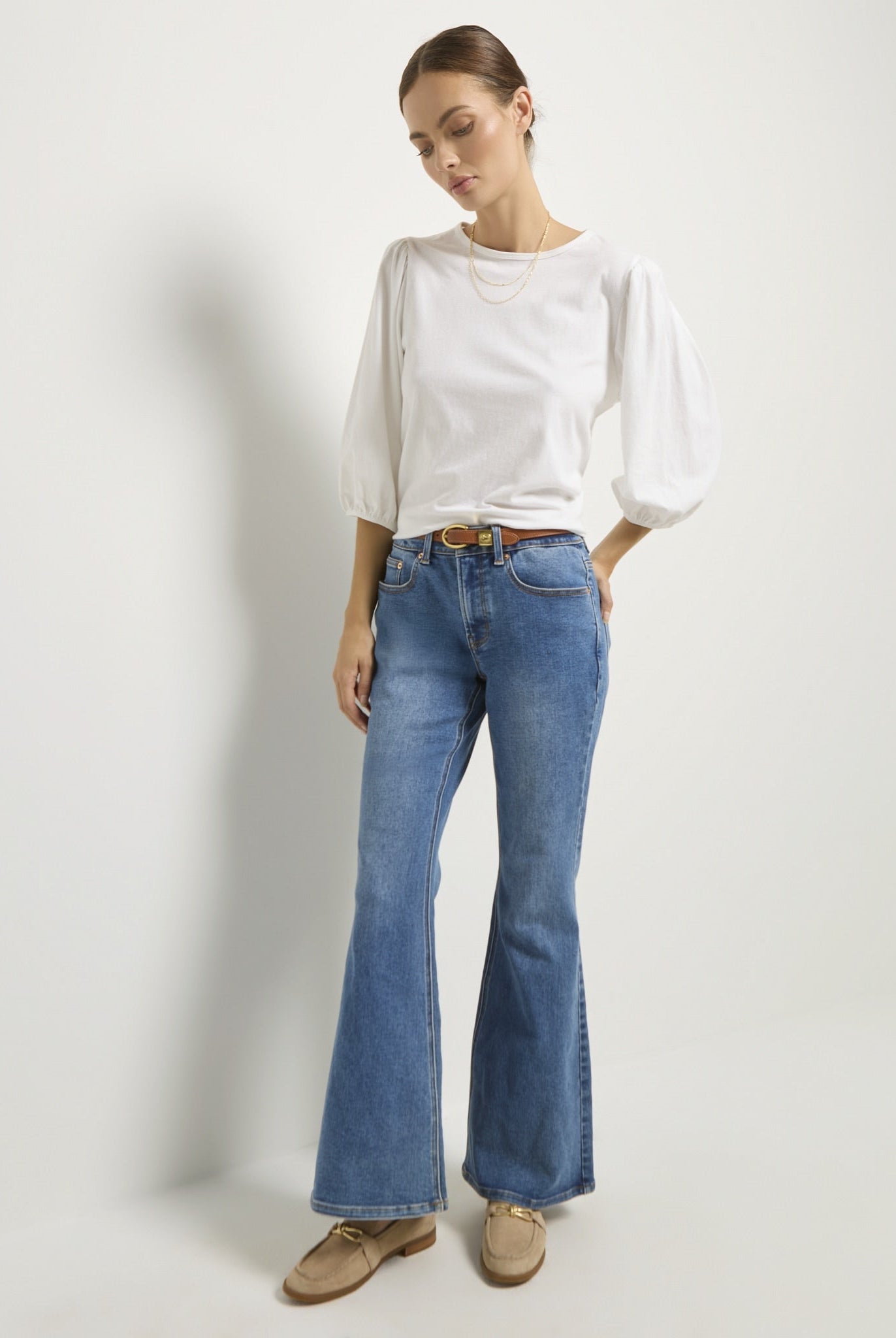 White $|& SEAS Orchid Peasant Sleeve Top - UGC On Fig