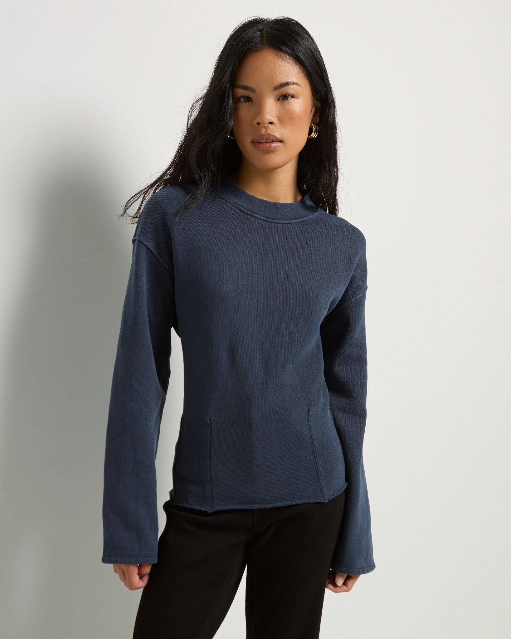 Mariner Midnight $|& SEAS Blaze Fitted Sweatshirt - SOF Front