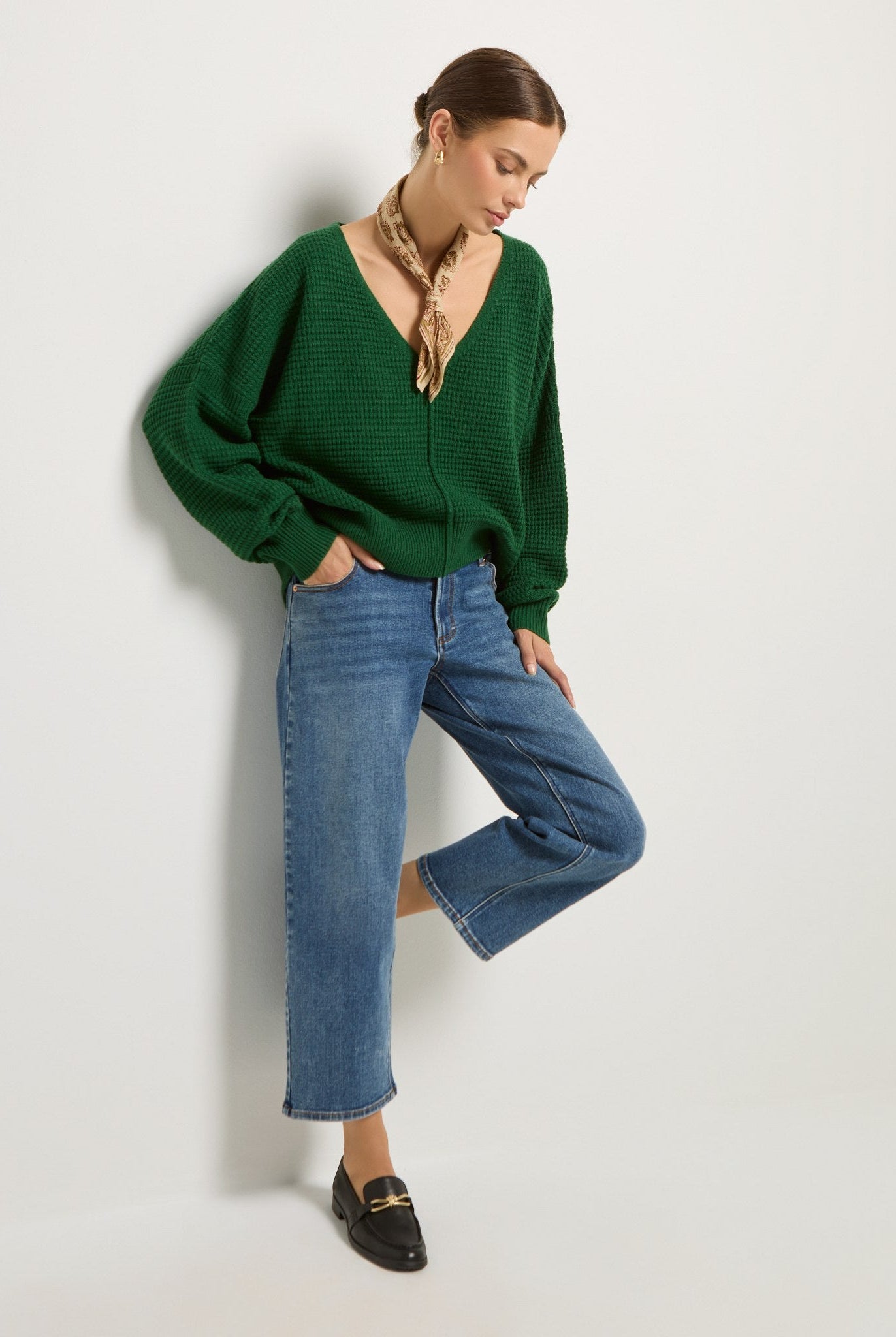 Turf Green $|& SEAS Lotus V-Neck Sweater - UGC On Fig