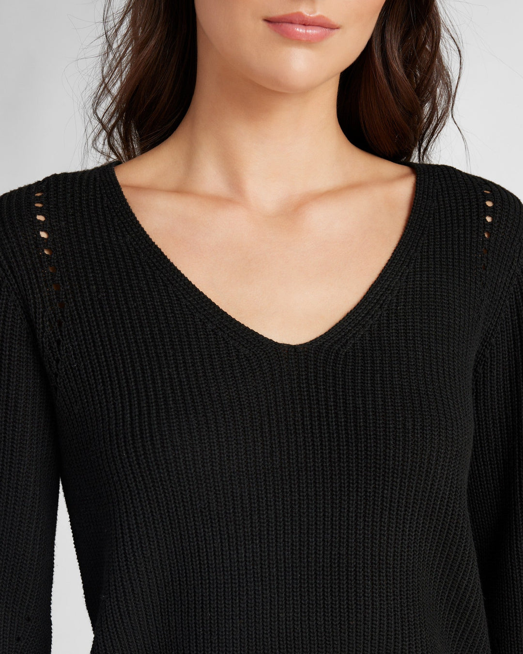 Black $|& 78&SUNNY Coastal V-Neck Balloon Sleeve Sweater - SOF Detail