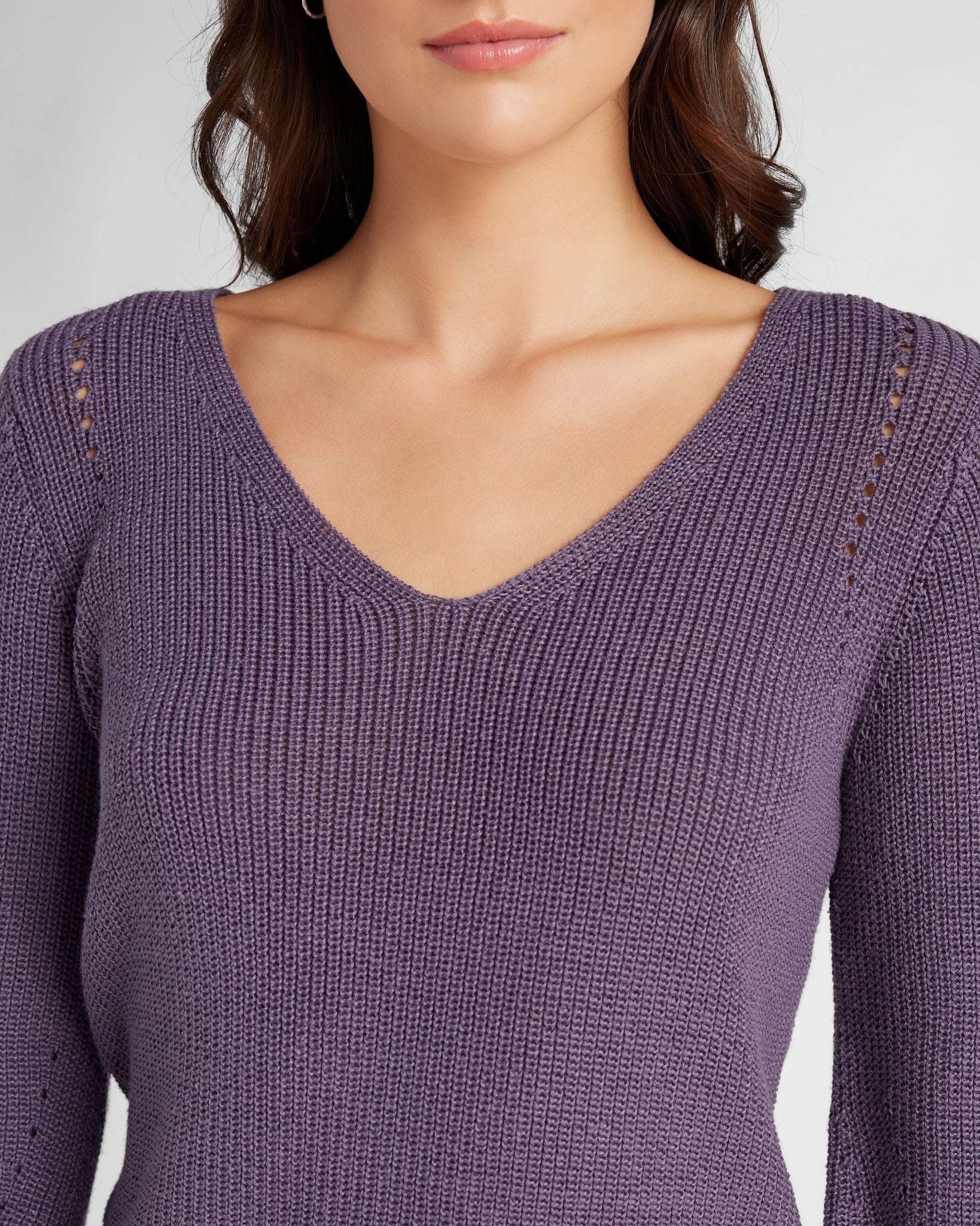 Lavender $|& SEAS Coastal V-Neck Balloon Sleeve Sweater - SOF Detail