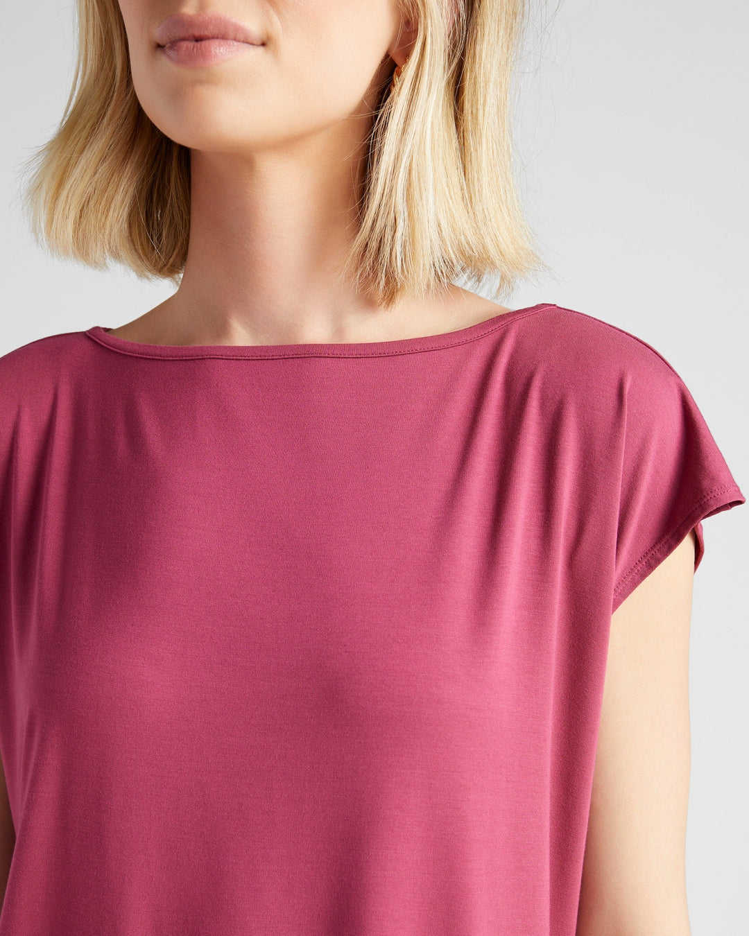 Sangria $|& 78&SUNNY Brentwood Boat Neck Top - SOF Detail