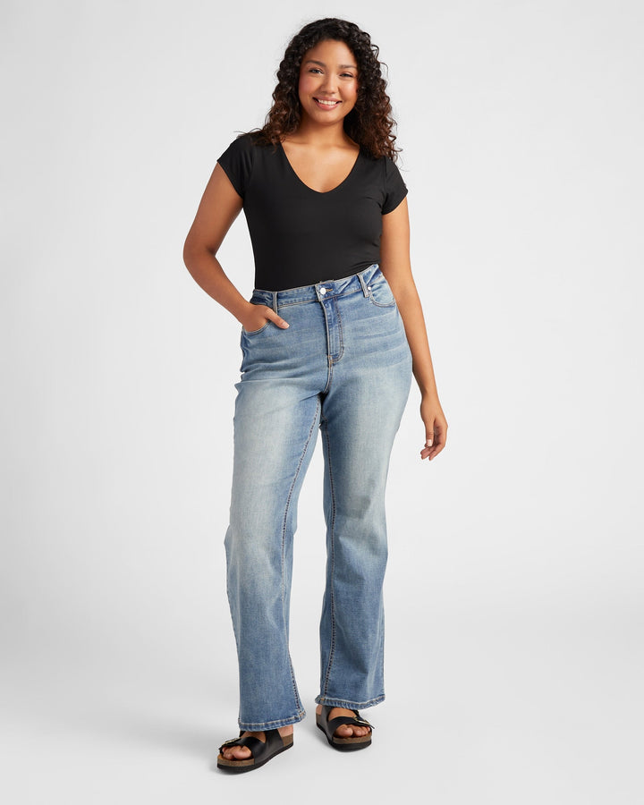 Medium Wash Blue $|& 78&SUNNY Mariah High Rise Bootcut Jeans - SOF Full Front