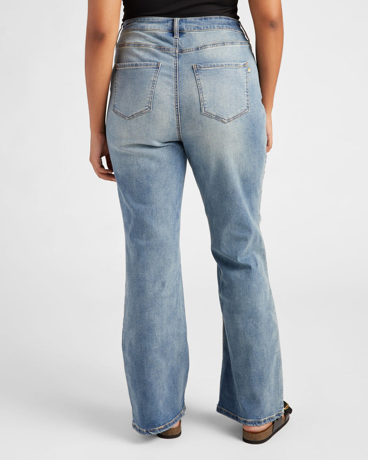 Medium Wash Blue $|& 78&SUNNY Mariah High Rise Bootcut Jeans - SOF Back