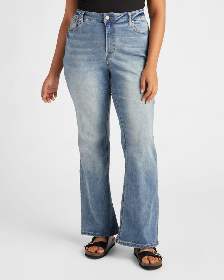 Medium Wash Blue $|& 78&SUNNY Mariah High Rise Bootcut Jeans - SOF Front