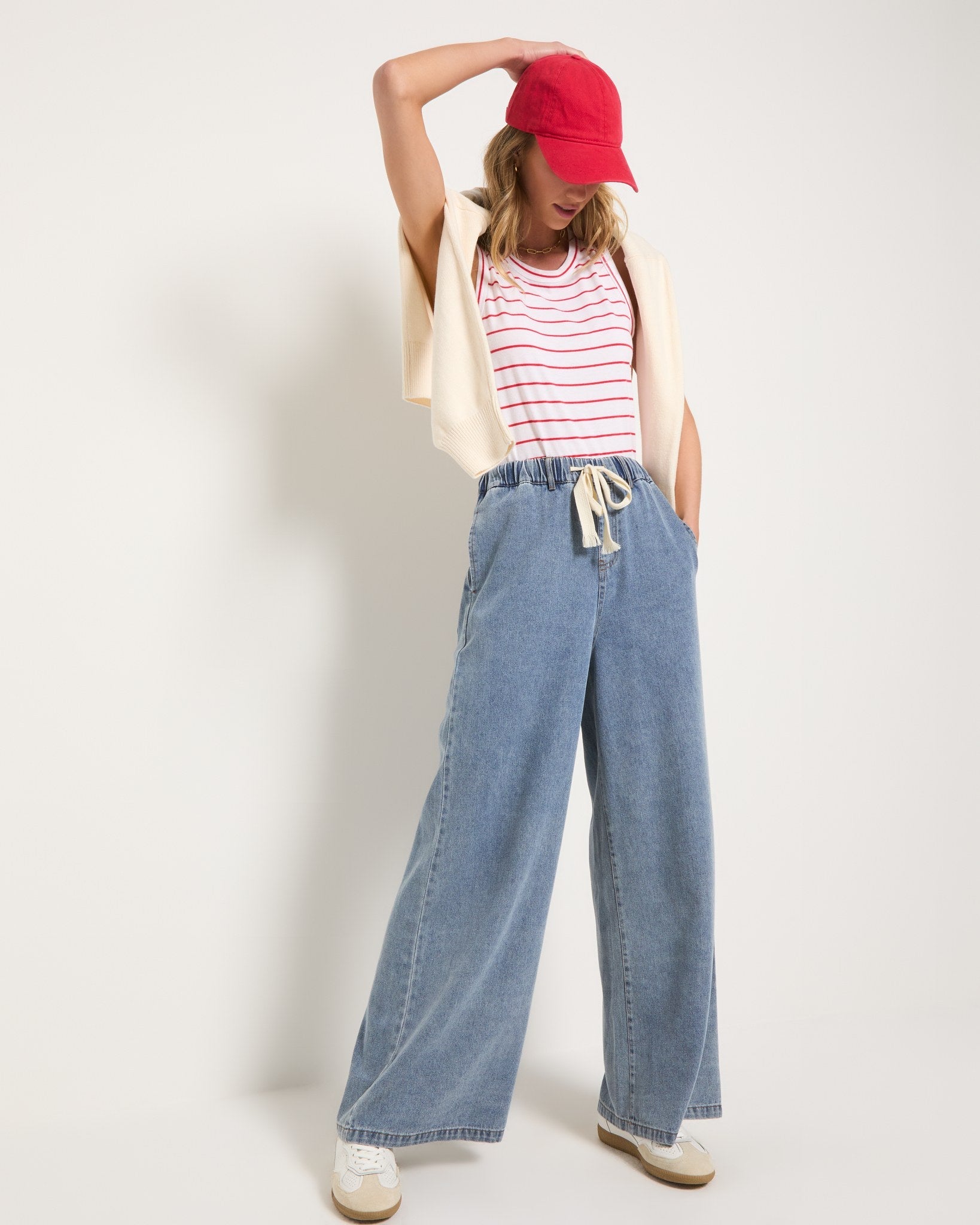 Lakeshore $|& SEAS Lila Elastic Waist Wide Leg Jean - VOF Front
