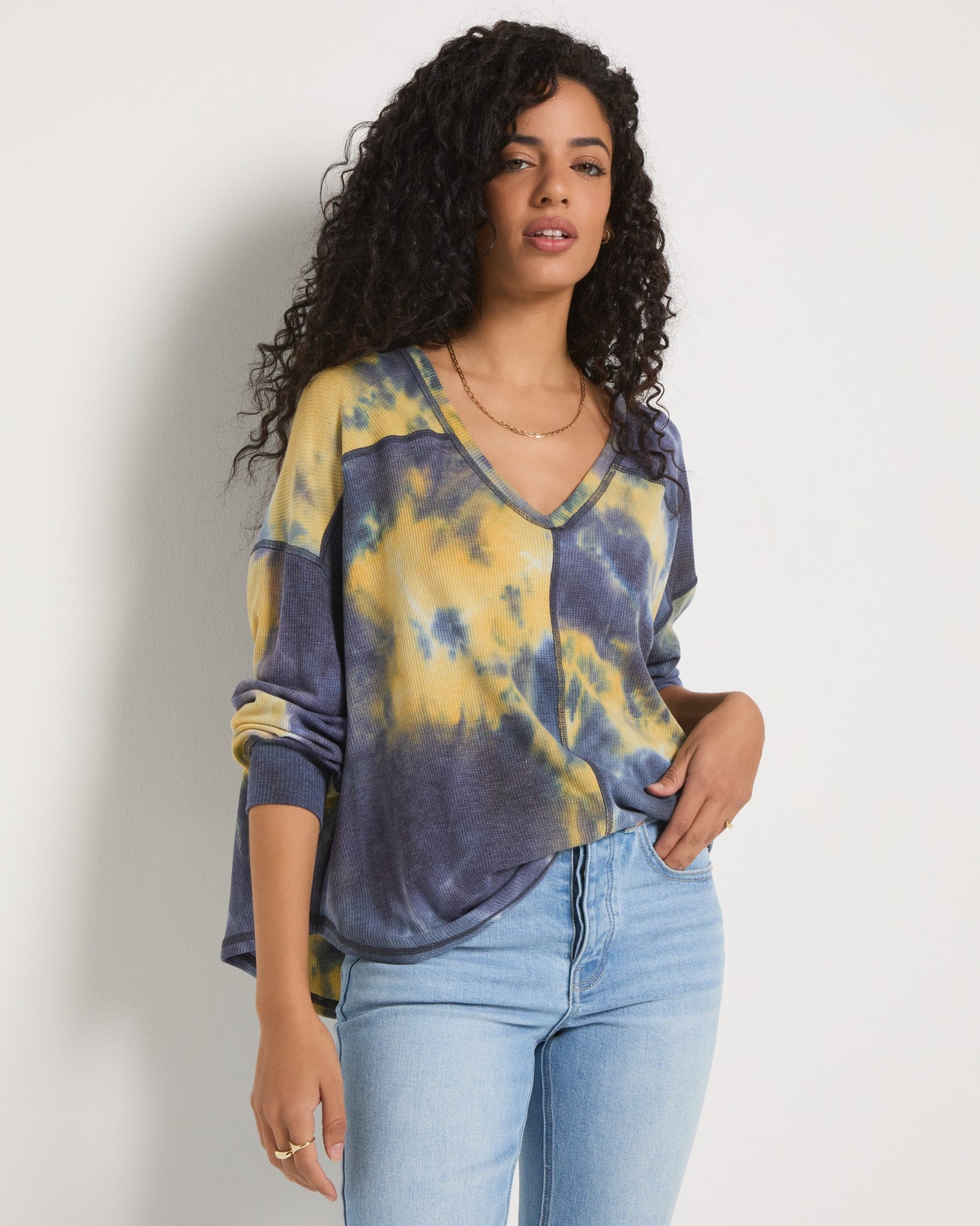 Midnight Tie Dye $|& SEAS Shore V-Neck Light Weight Thermal Top - SOF Back