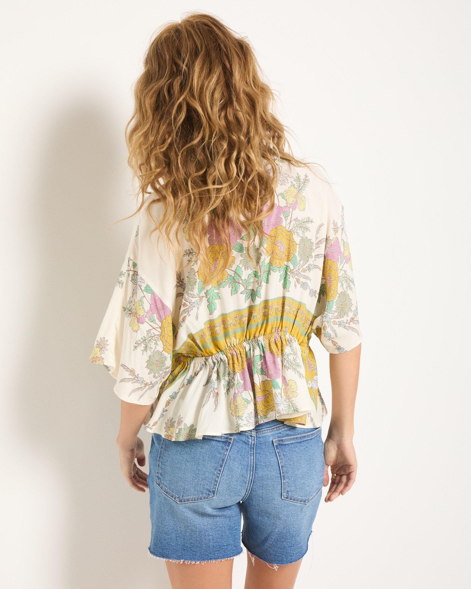 Cream Floral $|& SEAS Skysail Printed V-Neck Blouse - SOF Back