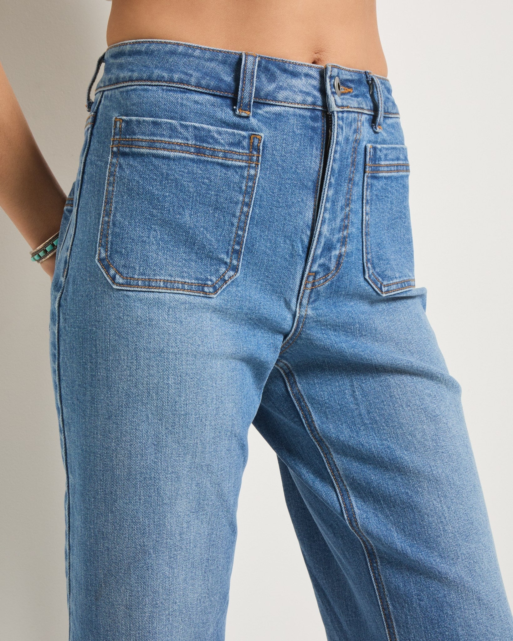 Pacific $|& SEAS Caroline Cropped Wide Leg Jean - SOF Full Front