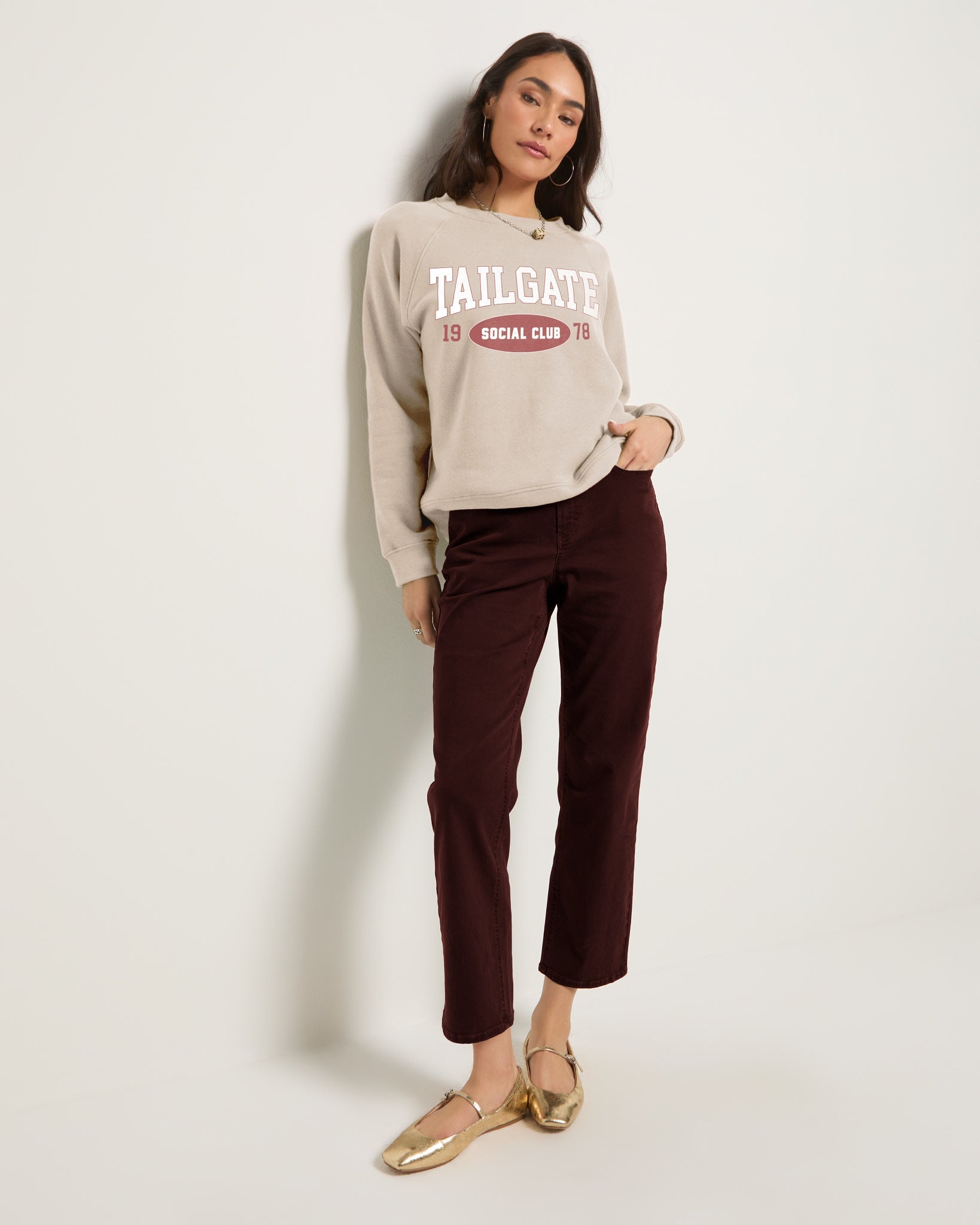 Mahogany $|& SEAS Bray Straight Leg Twill Pant - UGC On Fig